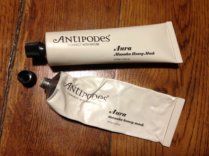 antipodes aura manuka honey masque